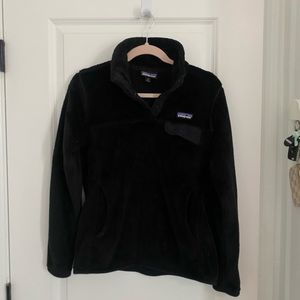 Kids M Patagonia pullover- can fit as a W Xs